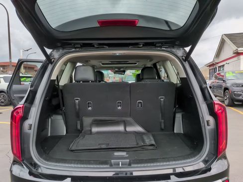 Used 2025 Kia Telluride S AWD/4WD image 17