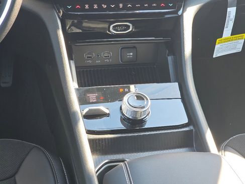 New 2026 Jeep Grand Cherokee Laredo image 13