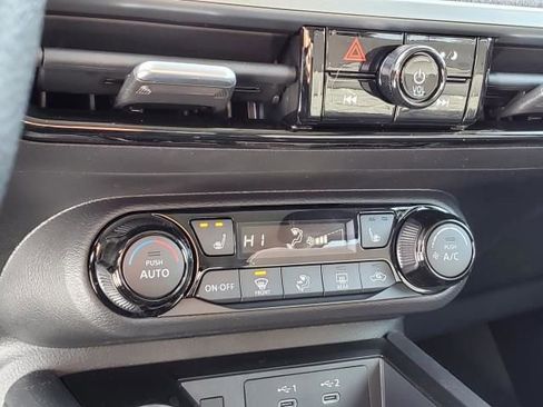 New 2026 Nissan Kicks SV image 25