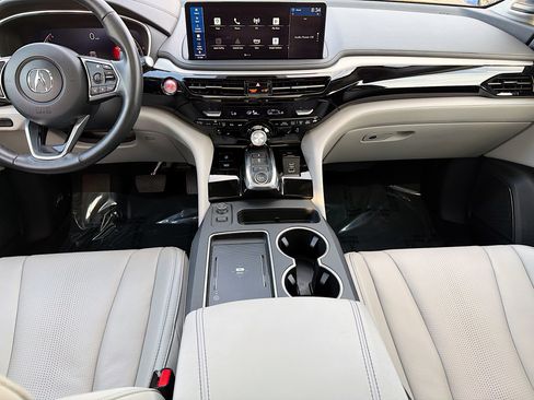 Used 2025 Acura MDX SH-AWD w/ Technology Package image 19