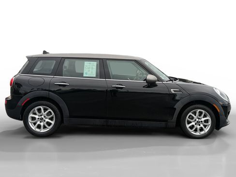 Used 2016 MINI Cooper Clubman image 6