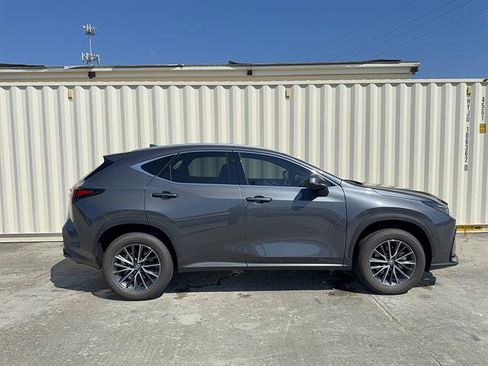 Used 2025 Lexus NX 250 FWD w/ Accessory Package (Z2) image 2