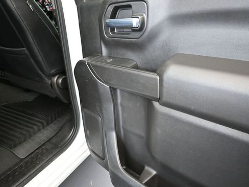 Used 2022 Chevrolet Silverado 1500 LT image 21