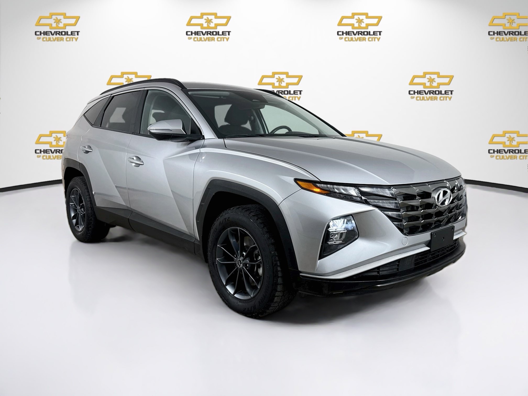 Used 2023 Hyundai Tucson Blue AWD/4WD image 1