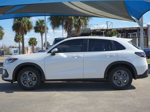 New 2026 Honda HR-V LX image 3