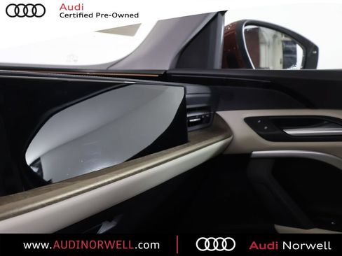 Certified 2025 Audi Q5 Premium AWD/4WD image 7