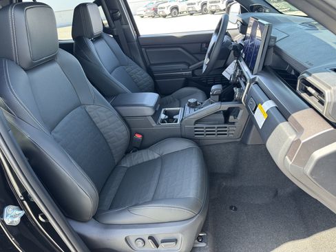 New 2026 Toyota 4Runner TRD Off-Road Premium AWD/4WD image 8