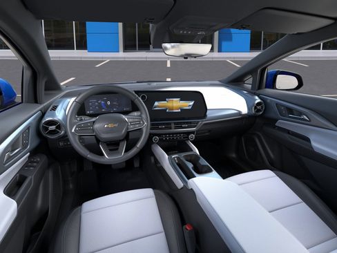 New 2025 Chevrolet Equinox EV LT w/ Convenience Package II image 45