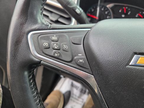 Used 2022 Chevrolet Equinox LT image 10