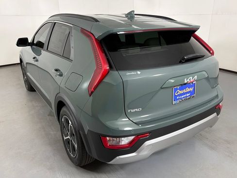 New 2026 Kia Niro EX w/ EX Premium Package FWD image 6
