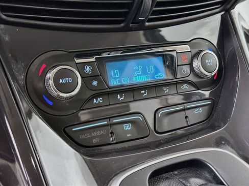 Used 2014 Ford Escape Titanium FWD image 18
