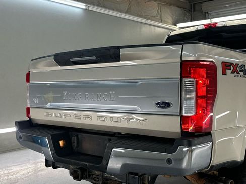 Used 2018 Ford F250 King Ranch w/ Chrome Package AWD/4WD image 11