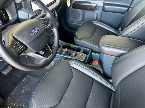 New 2025 Ford Maverick Lobo image 10