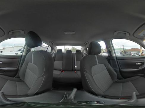 Used 2025 Nissan Sentra SV FWD image 41