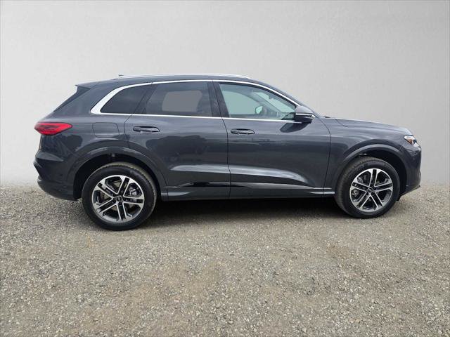 New 2026 Audi Q5 Premium AWD/4WD image 2