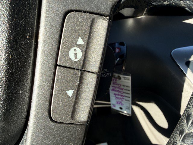 Used 2012 Honda Odyssey Touring Elite image 26