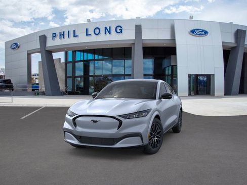 New 2026 Ford Mustang Mach-E Premium image 2