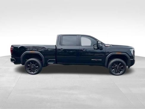 Certified 2024 GMC Sierra 2500 AT4 AWD/4WD image 8
