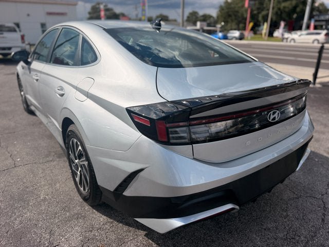 Used 2026 Hyundai Sonata Blue FWD image 9