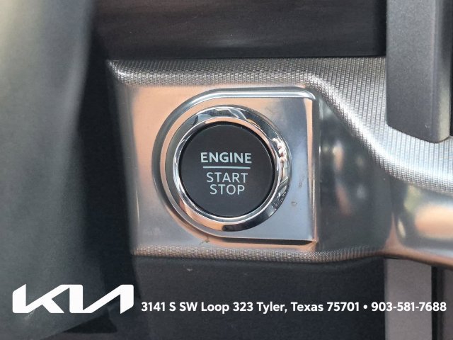 Used 2024 Ford F150 Lariat w/ Bed Utility Package AWD/4WD image 35