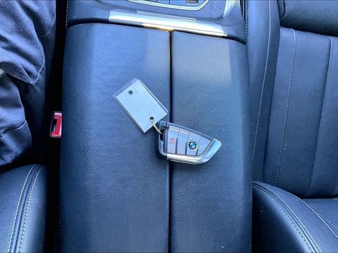 Used 2022 BMW X5 xDrive45e w/ M Sport Package image 34