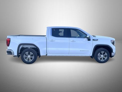 New 2026 GMC Sierra 1500 SLE w/ Max Trailering Package AWD/4WD image 4