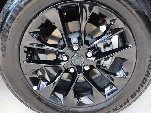 Used 2025 Jeep Wrangler Unlimited Sahara w/ Safety Group image 45