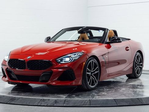 Certified 2022 BMW Z4 M40i w/ Premium Package image 6