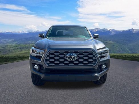 Used 2023 Toyota Tacoma TRD Off-Road image 8