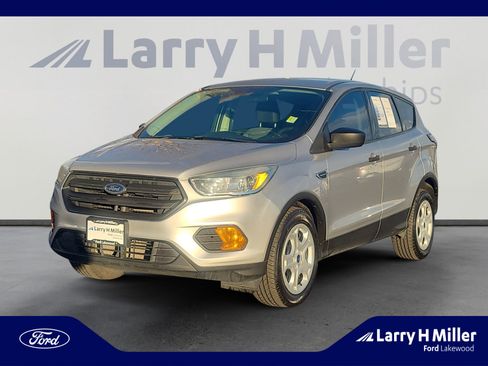 Used 2017 Ford Escape S image 1