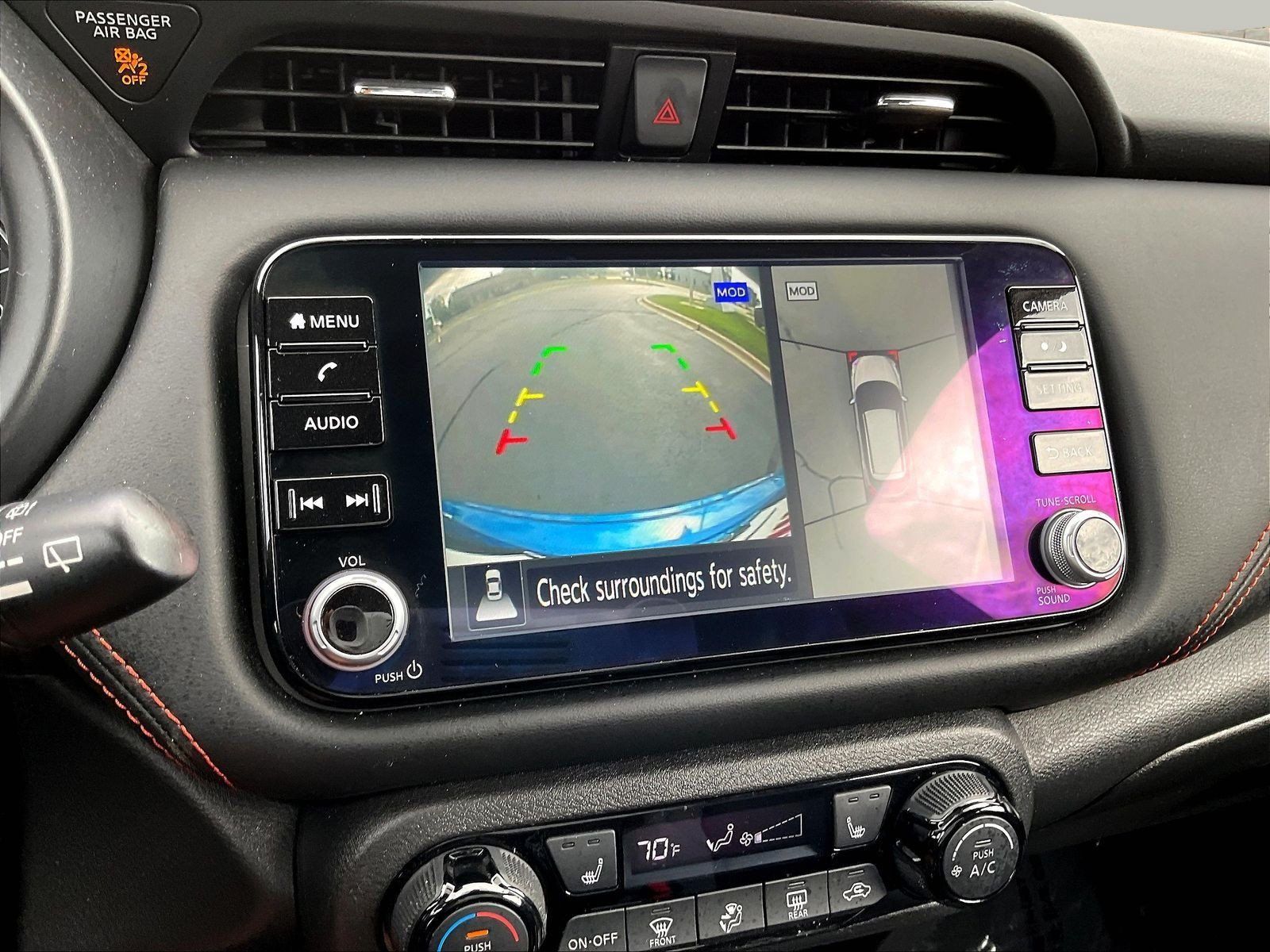 Certified 2024 Nissan Kicks SR w/ SR Premium Package FWD image 17