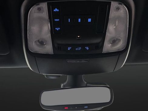 Used 2025 Dodge Durango R/T image 30