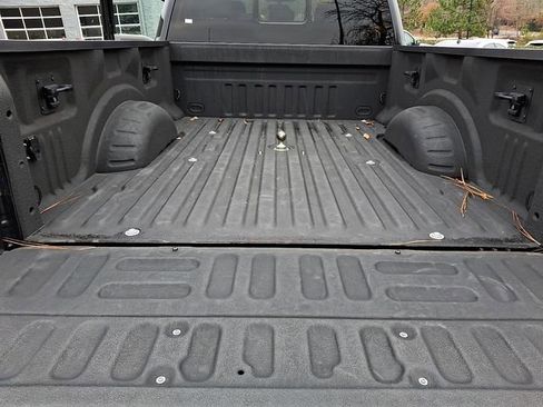 Used 2022 Ford F250 XLT w/ XLT Premium Package image 32