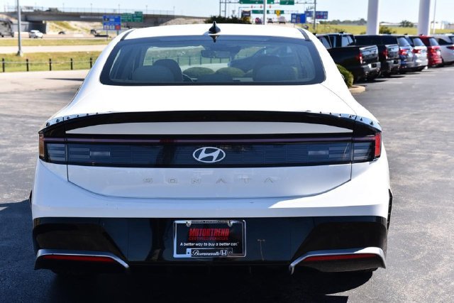 Used 2025 Hyundai Sonata SEL FWD image 6