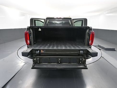 Used 2022 GMC Sierra 2500 AT4 w/ AT4 Premium Plus Package AWD/4WD image 50