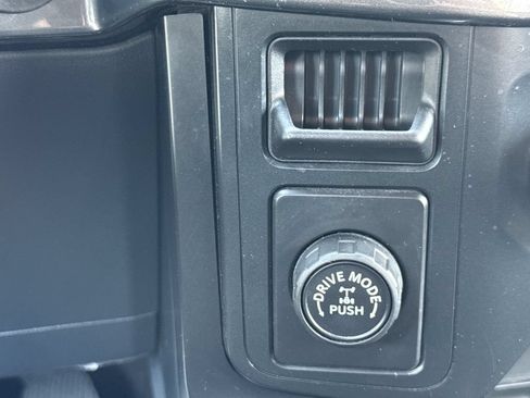 Used 2022 Ford F150 XL w/ STX Appearance Package RWD image 23