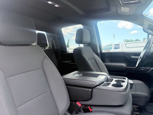 Used 2022 GMC Sierra 2500 SLE w/ X31 Off-Road Package AWD/4WD image 24