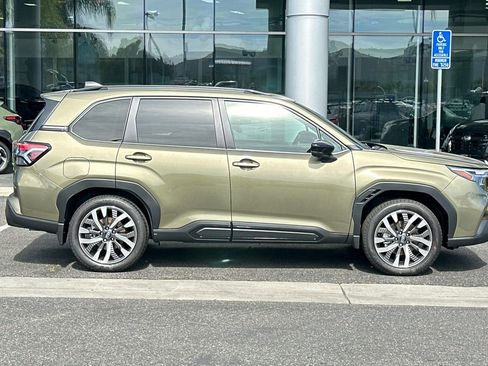 New 2026 Subaru Forester Touring image 3