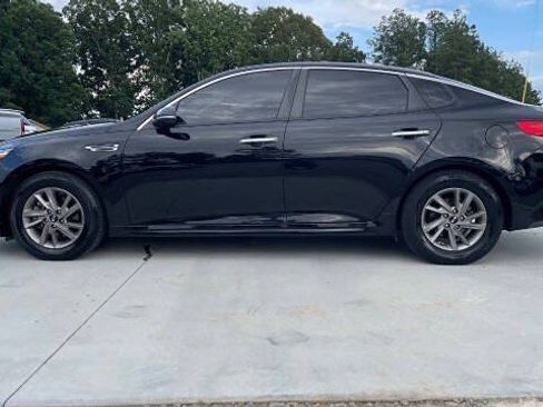 Used 2020 Kia Optima LX FWD image 4