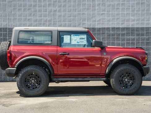 New 2026 Ford Bronco 2-Door AWD/4WD image 4