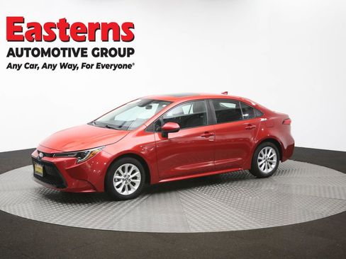 Used 2020 Toyota Corolla LE w/ LE Premium Package FWD image 58