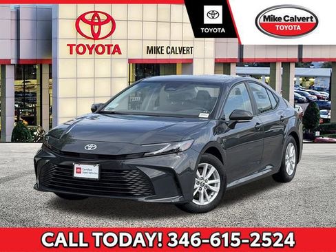 Certified 2026 Toyota Camry LE image 1