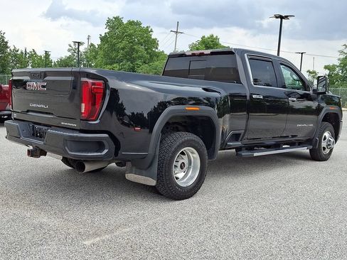 Used 2021 GMC Sierra 3500 Denali w/ Denali Ultimate Package AWD/4WD image 9