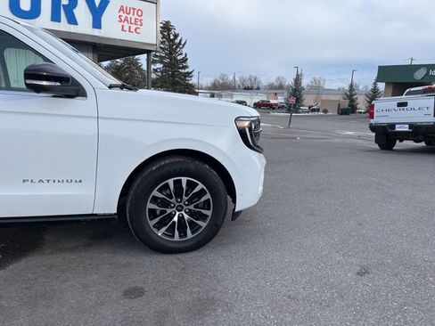 Used 2025 Ford Expedition Max Platinum image 14