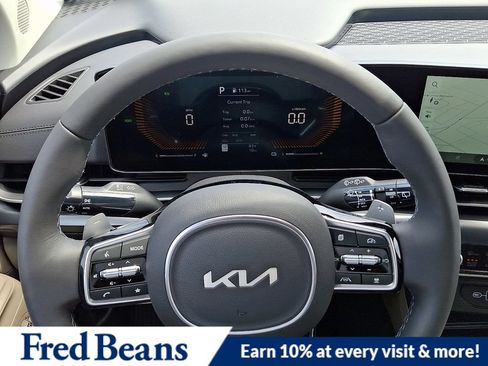 New 2026 Kia Carnival LXS FWD image 15