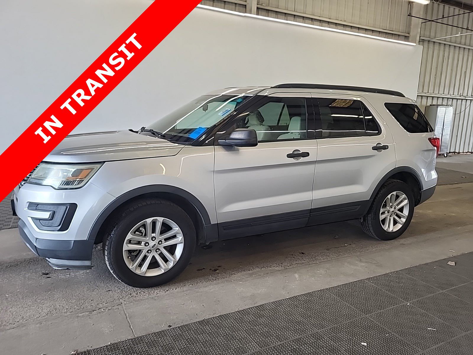 Used 2016 Ford Explorer 4WD image 1