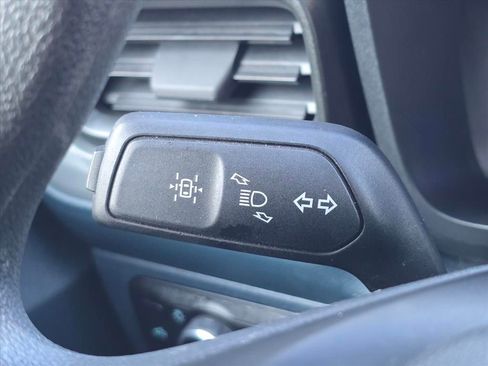 Used 2025 Ford Maverick XL w/ Equipment Group 102A image 18