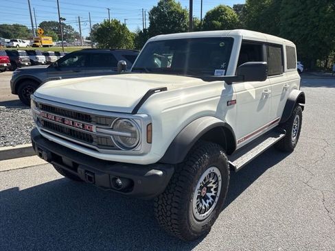 New 2026 Ford Bronco Outer Banks AWD/4WD image 4