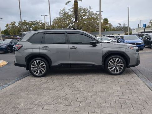 Used 2025 Subaru Forester Touring w/ Popular Package - Touring image 3