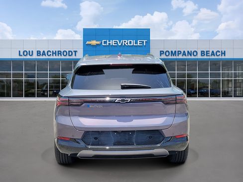 Used 2024 Chevrolet Equinox EV LT FWD image 4